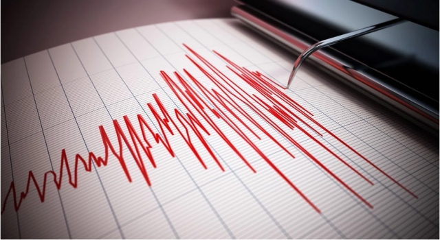 Manisa’da 4,8 büyüklüğünde deprem!